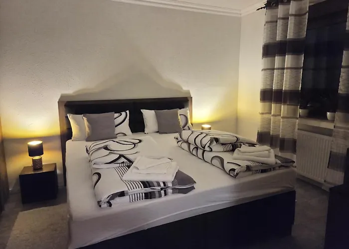 Daire As Neukirchen-Vluyn